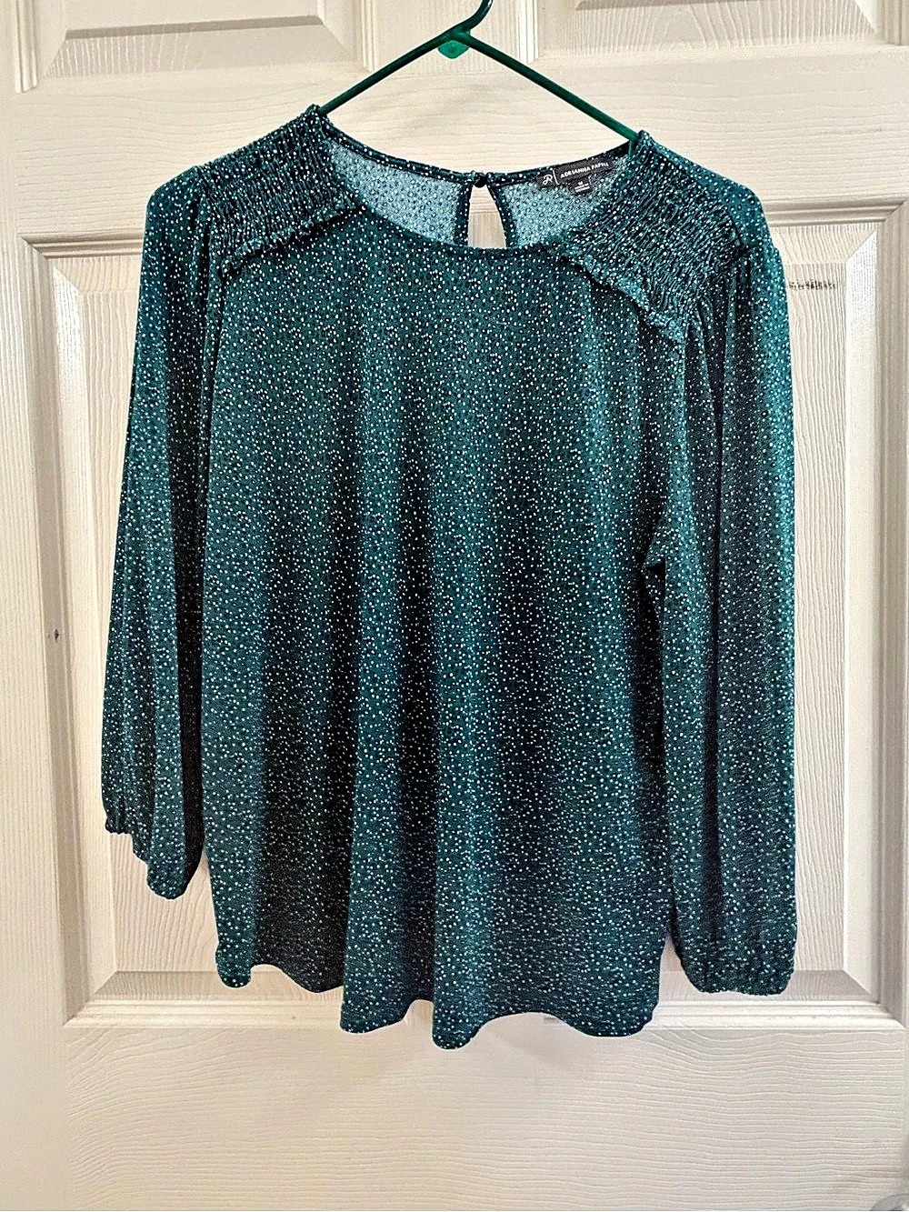 Adrianna Papell Green Polka Dot Smocked Shoulder Blouse